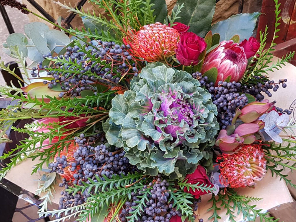 Moody - Fresh Flower Bunch In Shades of pink, purple and red