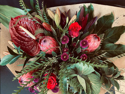 Red Valentine’s Flower Bunch